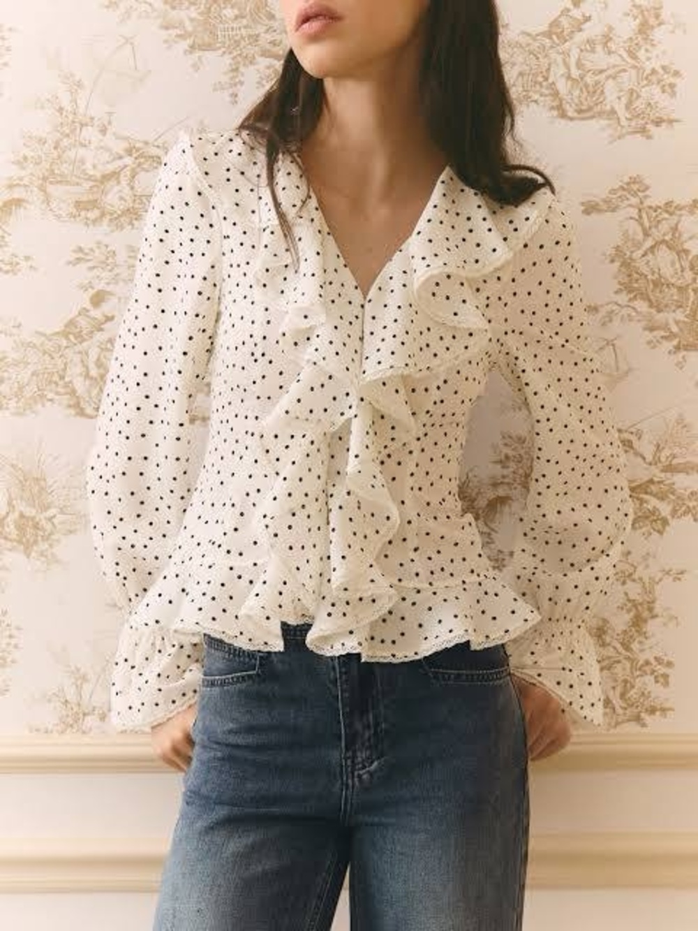 MAISON CINQCENT, the ruffles polka dot blouse!